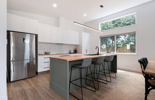 Kings Meadows House | Home Sweet Home with Secure Parking