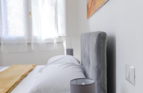 Roman Ghetto Apartment | Home The River