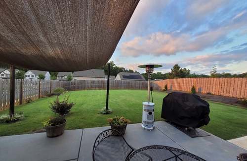 Mount Holly House | Home to Home.5min from whitewater center