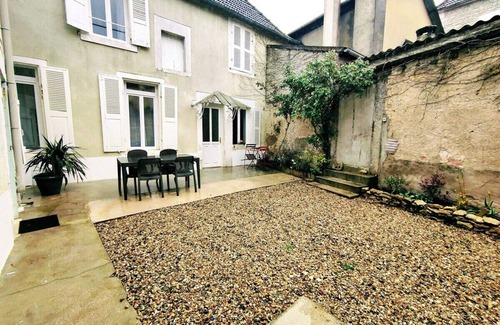 Coulanges-la-Vineuse House | Home - Vildieu - Séjour à Coulanges