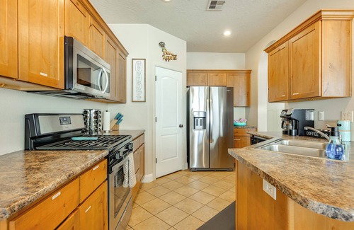 Hurricane Cottage | Home w/Game Room: Near Zion National Park!