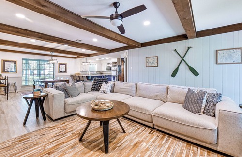 Mead House | Home w/Lake Texoma View, Game Room & Bar