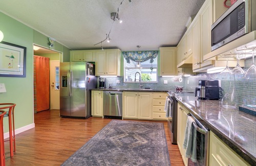 Naples House | Home w/Lanai: 10 Mi to Beach & Old Naples!