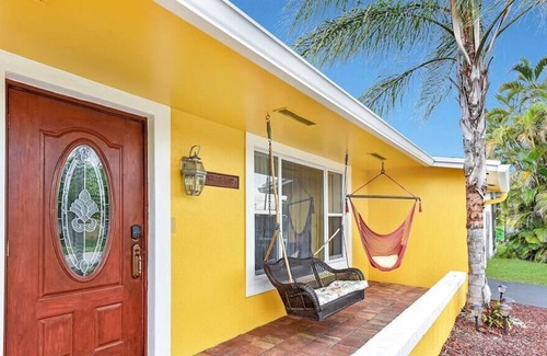 Sunrise House | Home w/pool near Sawgrass by PMI