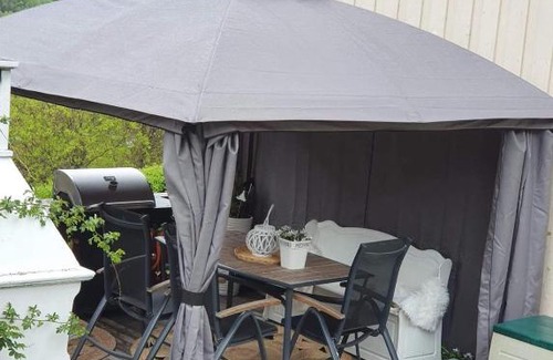 Ardalstangen Apartment | Home with 3 bedrooms in Årdal - beautiful nature