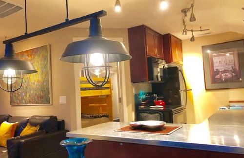 Southwest Bend Villa | Home with Chalet 2-kitchens,Sleeps 15,Near OldMill