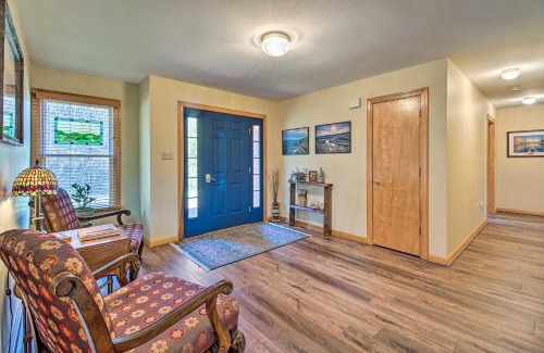Bentonville House | Home with Hot Tub Near Shenandoah Natl Park!