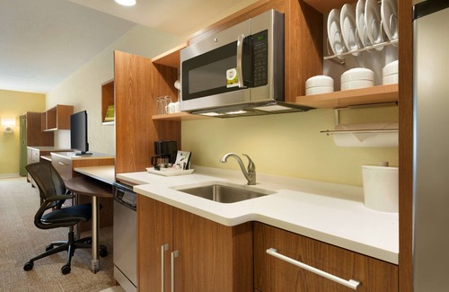 Middleburg Heights Hotel | Home2 Suites by Hilton Middleburg Heights Cleveland