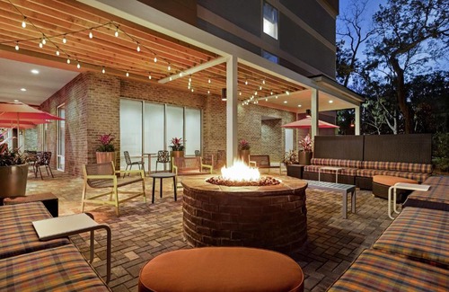 Fernandina Beach Hotel | Home2 Suites By Hilton Fernandina Beach on Amelia Island, FL