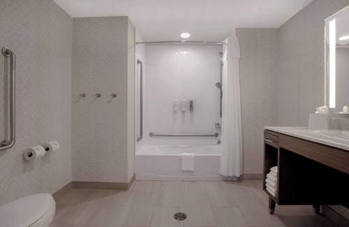 Thunder Bay Hotel | Home2 Suites By Hilton Thunder Bay
