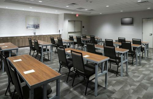 Northside Hotel | Home2 Suites By Hilton Jacksonville Airport