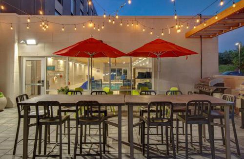 East Paris Hotel | Home2 Suites By Hilton Grand Rapids Airport