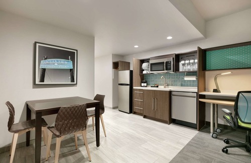 Norfolk - Virginia Beach Hotel | Home2 Suites by Hilton Norfolk Airport