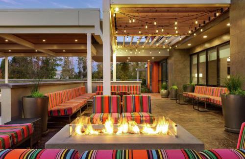 Portland Hotel | Home2 Suites By Hilton Portland Airport