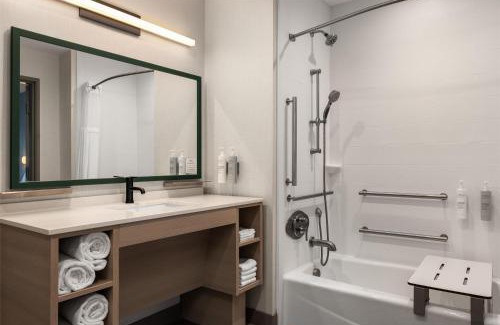 Lake Worth Hotel | Home2 Suites By Hilton Fort Worth Lake Worth