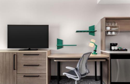 Lake Worth Hotel | Home2 Suites By Hilton Fort Worth Lake Worth