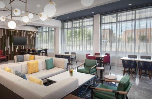 Huntsville Hotel | Home2 Suites By Hilton Huntsville Village Of Providence
