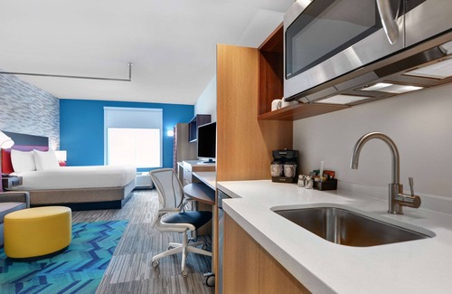 Tropic Hotel | Home2 Suites by Hilton Melbourne Viera