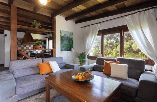 Los Realejos Ski Chalet | Home2Book Charming Nature Casa Aurora