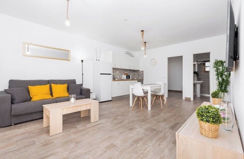 Lajares Ski Chalet | Home2Book Cozy Casa Papá, Bright Terrace & BBQ