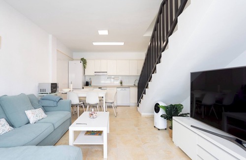 Puerto de Guimar Apartment | Home2Book Design Duplex Puertito de Güímar, Pool