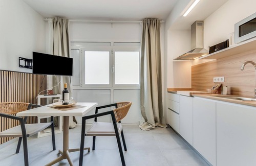 Vecindario Apartment | Home2Book Modern Studio & Roof Access