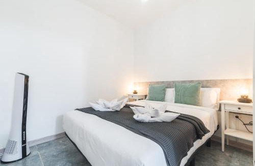 Pozo Izquierda Apartment | Home2Book Stunning BeachFront Apt, Pozo Izquierdo