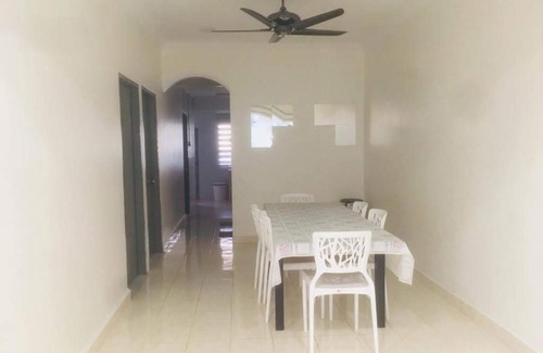 Ayer Keroh House | Home2Stay Damia @ Bukit Katil