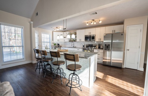 Lawrenceville House | Homeawayfromhome