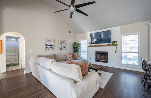Lawrenceville House | Homeawayfromhome