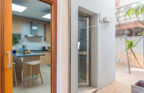 Acoran Villa | HomeForGuest Villa with Sea Views, Pool, Spa, Gym, Cinema & ProAudio - HomeForGuest