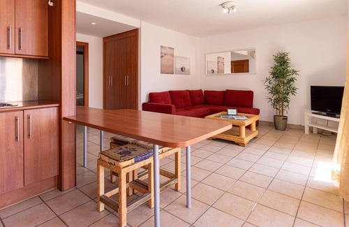 Esquinzo Apartment | HomeForGuest Apartment with terrace and pool 500m from Playa de Esquinzo
