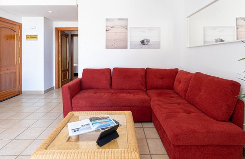 Esquinzo Apartment | HomeForGuest Apartment with terrace and pool 500m from Playa de Esquinzo
