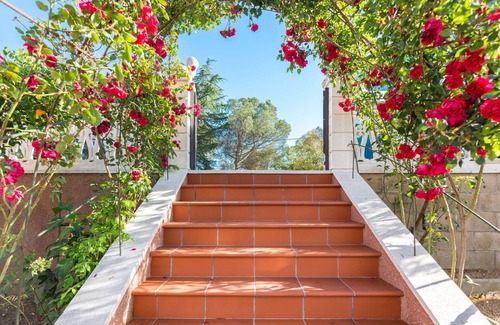 Tordera Villa | HomeHolidaysRentals Corts - Costa Barcelona