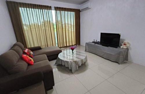 Miri Apartment | Homelite Eco Park Condominium