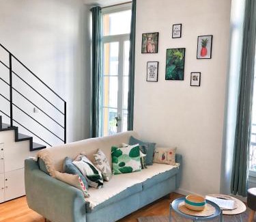 Centre Ville-Gare Apartment | Homelivia, Appart FRIDA, mezzanine, déco raffinée et balcon