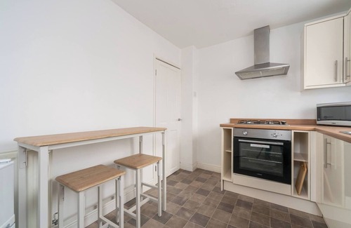 Scunthorpe Apartment | Homely 1BD Apt with Free Street Parking