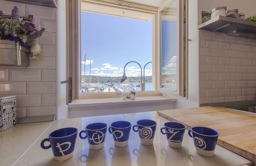 Primosten House | Homely beachfront stone house in the center with terrace & balcony