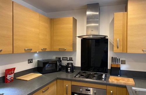 Trumpington House | Homely Contemporary Trumpington House; 5 mins drive to Addenbrookes Hospitaln