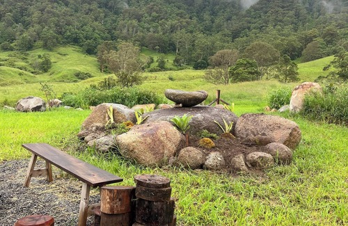 Conondale Cabin | Homely farm stay, beautiful views