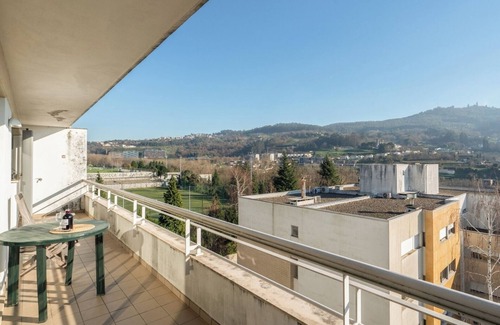 Guimaraes Apartment | Homely Large Flat | Balcony