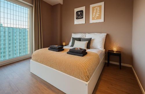 Schwanheim Apartment | Homely! Skyview 2-Room Apartment, Airport, Fair, Rooftop, Gym!