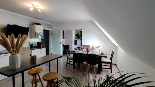 Dachau District Apartment | HOMELY STAY in a MODERN GREEN DREAM