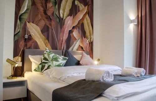 Sendlinger Feld Apartment | HOMELY STAY Studio 8 - Relaxed Self-Check-In room in Munich