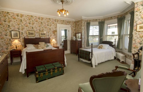 Saint John Bed & Breakfast | Homeport Historic Bed & Breakfast/Inn c 1858