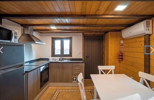 Branca Ski Chalet | Homerez - Charming Chalet in Branca, Shared Pool