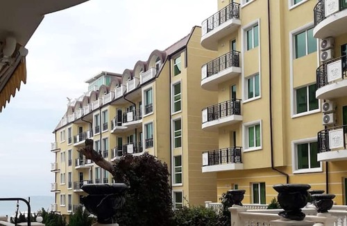 Elenite Apartment | Homerez - 20 m away from the beach! Studio with shared pool, jacuzzi and balcony