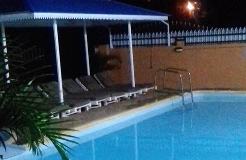 Pointe aux Biches Apartment | Homerez - 200 m away from the beach! Appartement for 4 ppl. with shared pool