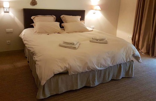 Cons-la-Grandville Apartment | Homerez - Amazing apartement for 4 ppl. with terrace at Cons-la-Grandville