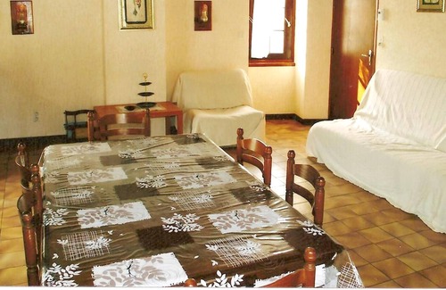 Mostuejouls House | Homerez - Amazing house for 4 ppl. at Mostuéjouls